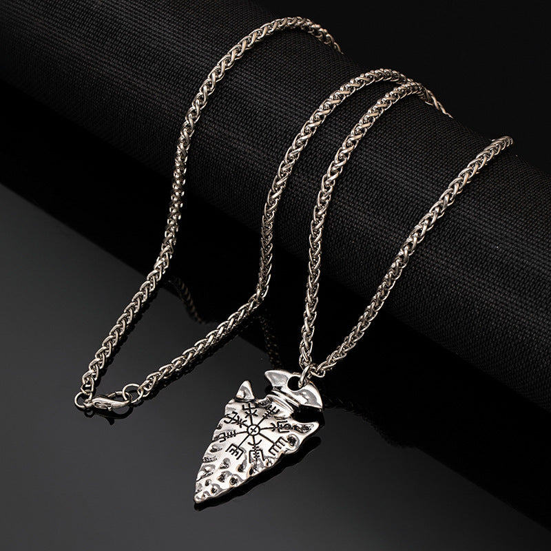 Cross-border European And American Hot Selling Viking Nordic Necklace Triangle Compass Compass Titanium Steel Chain Men's Fashionable Cool Jewelry
