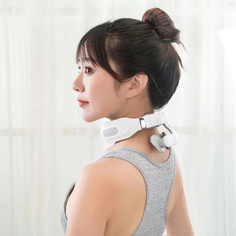 NeckTherm™ Intelligent Neck Massager – Heat Therapy for Pain Relief & Relaxation
